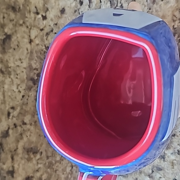 Marcel Captain America mug - Picture 6 of 7